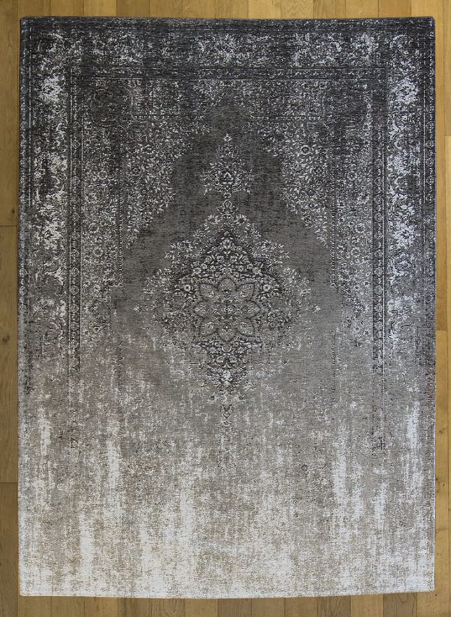 Fading World 8633 - 7955